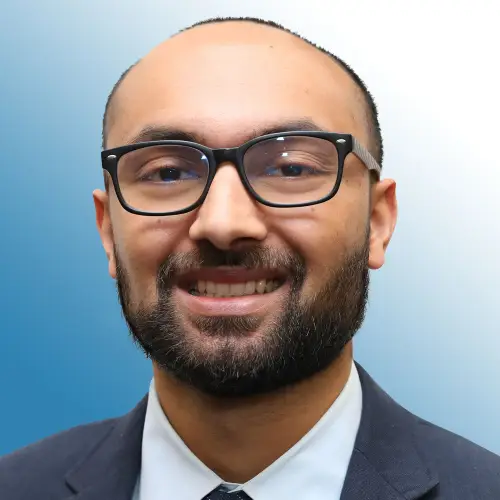 Salman Alam headshot